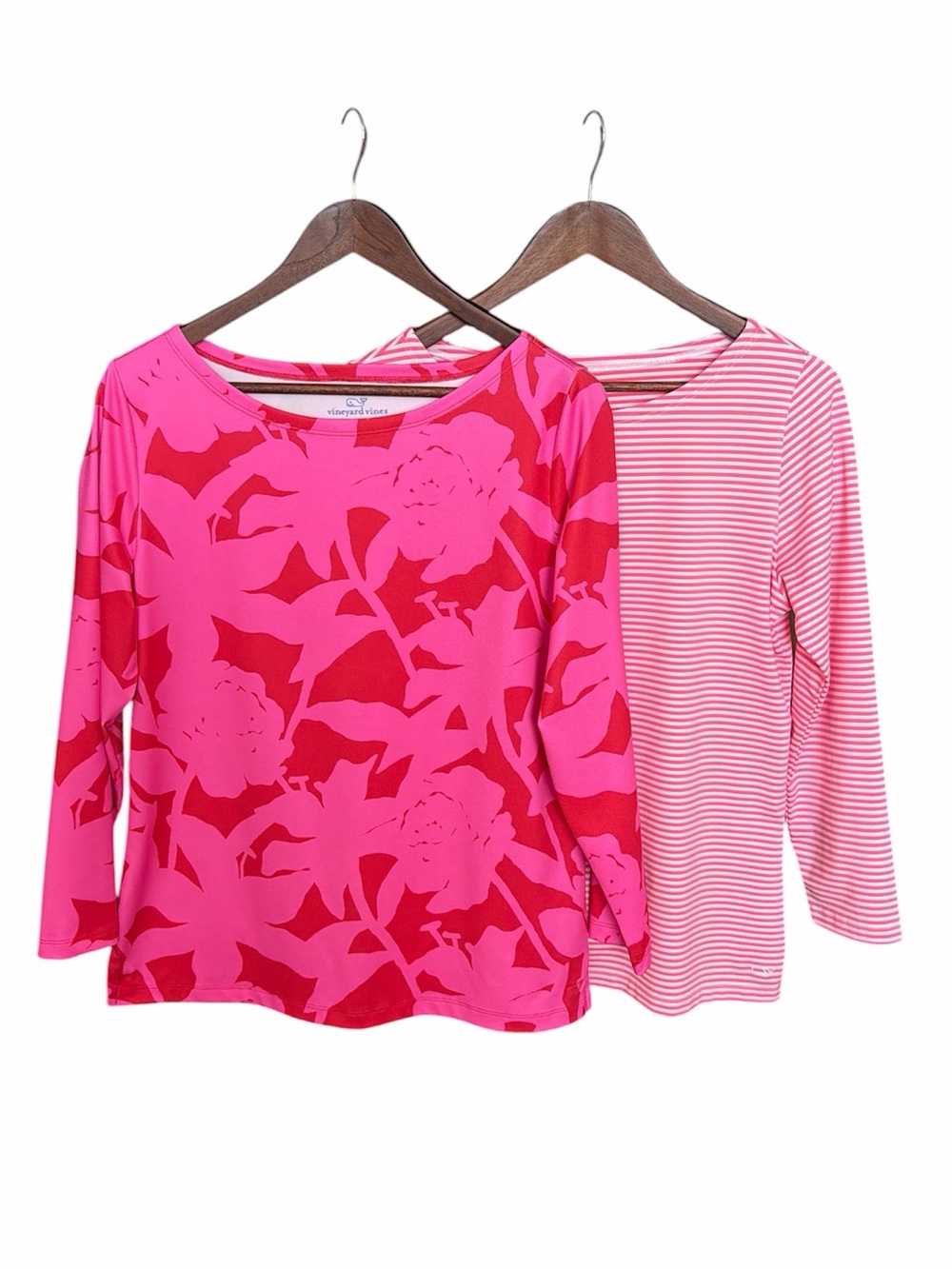 Lot of 2 Vineyard Vines active performance‎ tops Medium preppy resort vacation